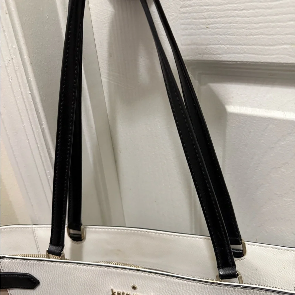 Kate Spade Cream and Black Tote - Picture 3 of 10